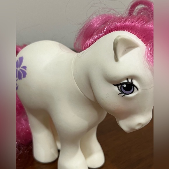 Vintage My Little Pony G1 1982 Hasbro White Pony Pink Hair lavender w/Brush! - Picture 8 of 9